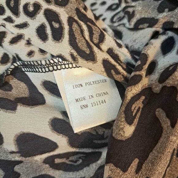 L.N.V. Cheetah Print Blouse - Picture 6 of 7